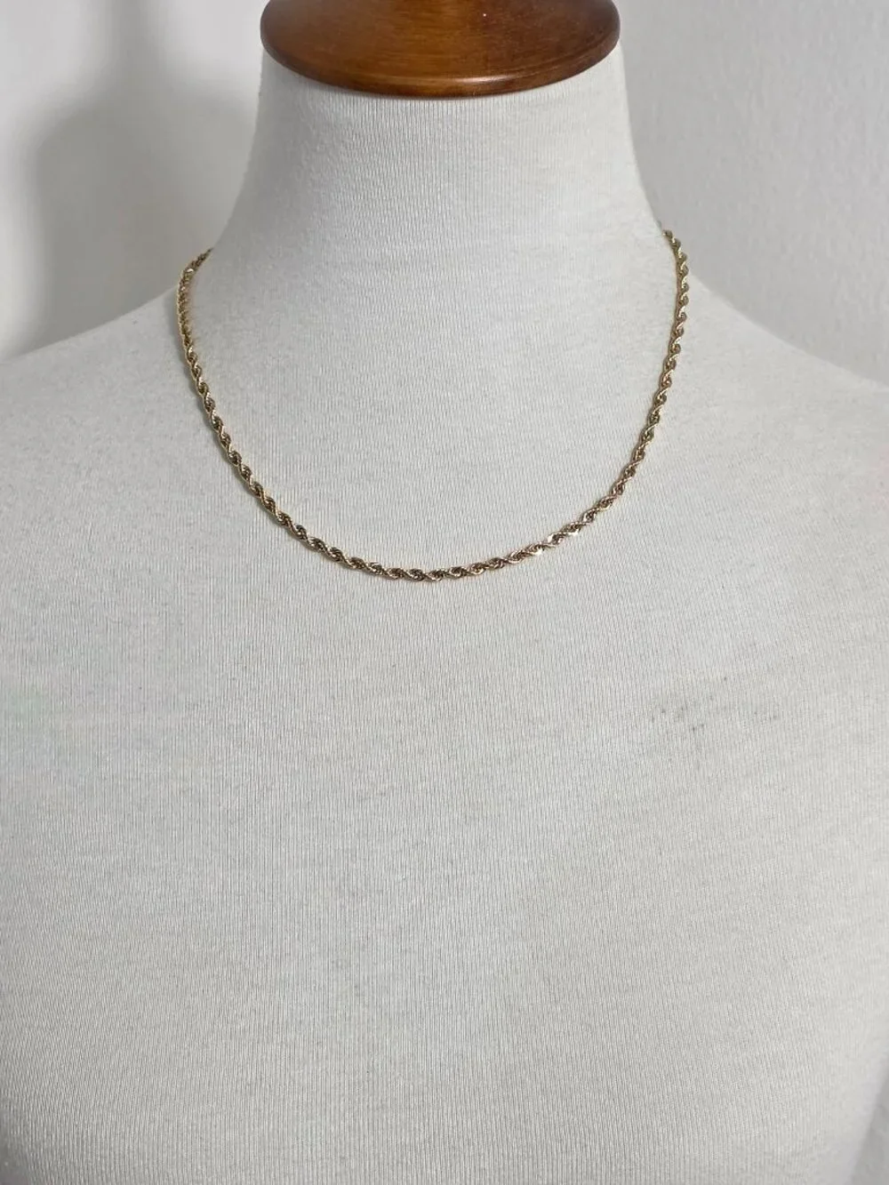 American Showcase Gold Tone Rope Chain Necklace Twisted Link Design